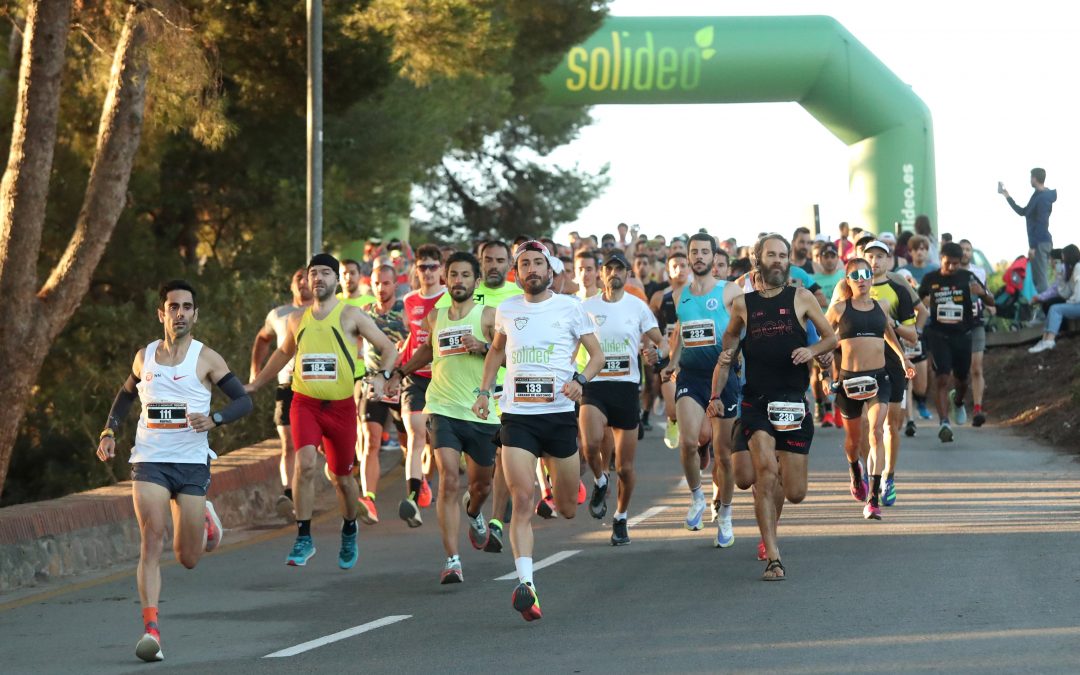 Más de 400 participantes estrenan la Lynk&Co Montjuic Tibidabo, la carrera con más desnivel de Barcelona