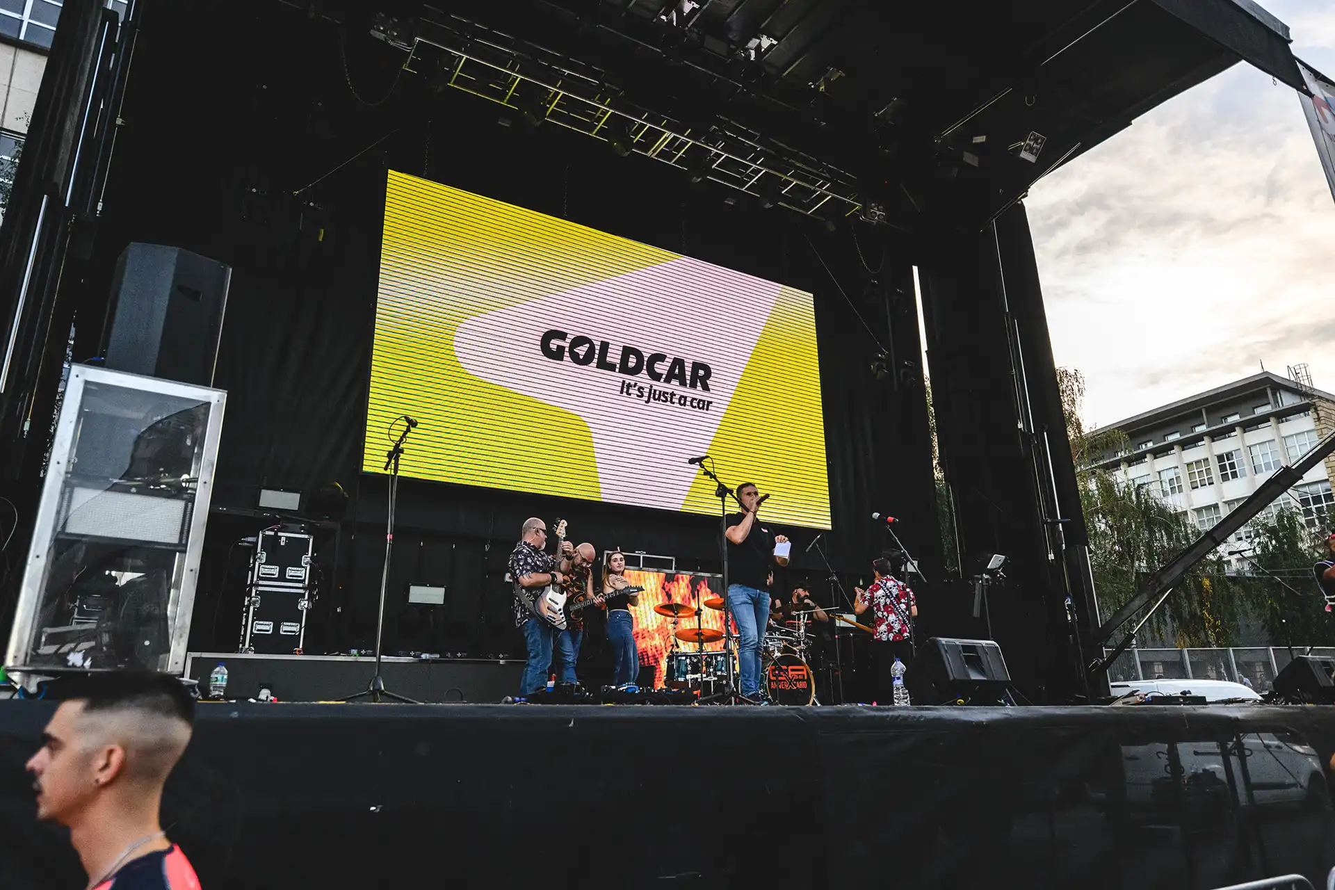 Imagen destacada Goldcar